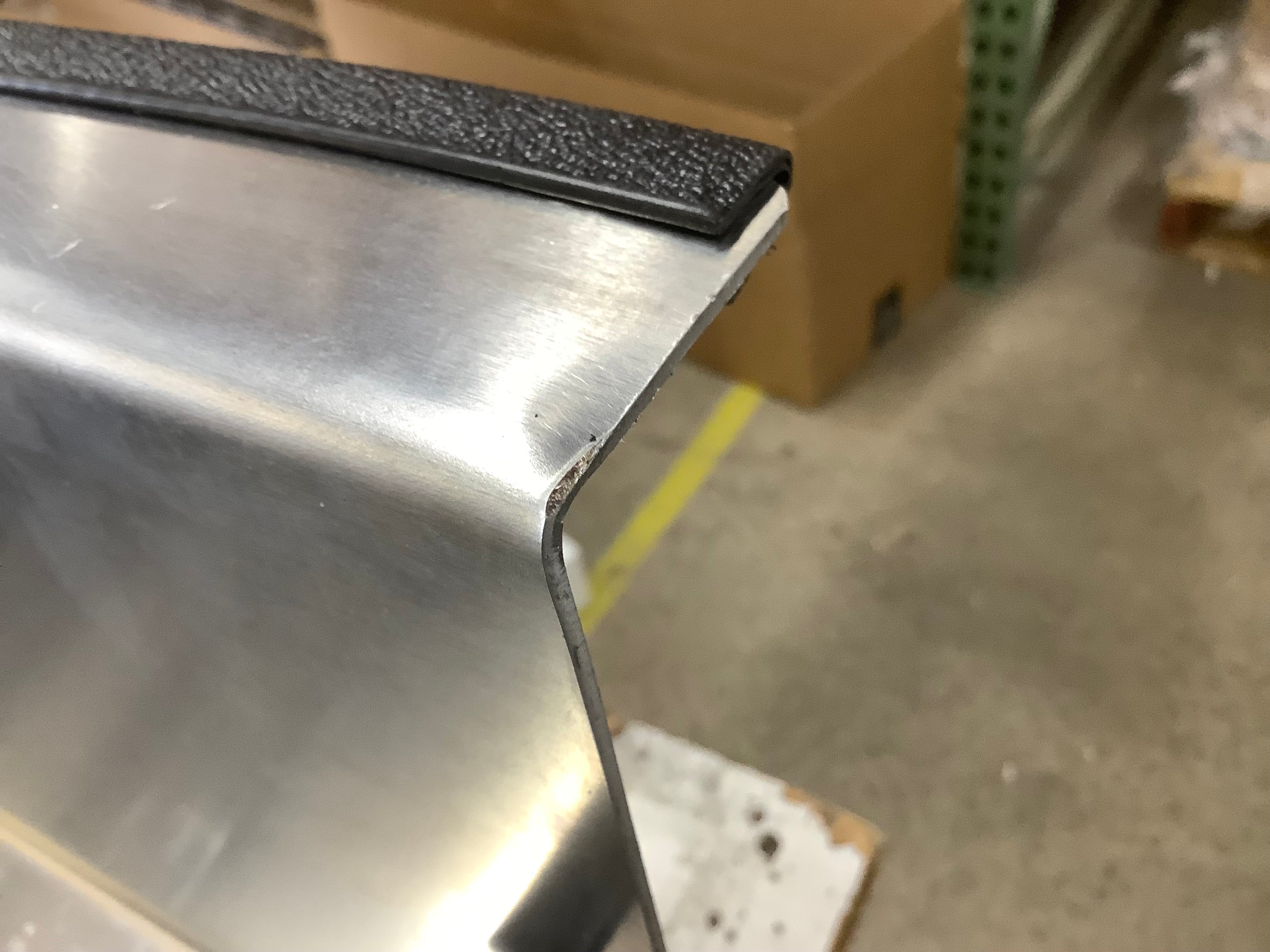 Outlet Cross Bin 13 - Image 4