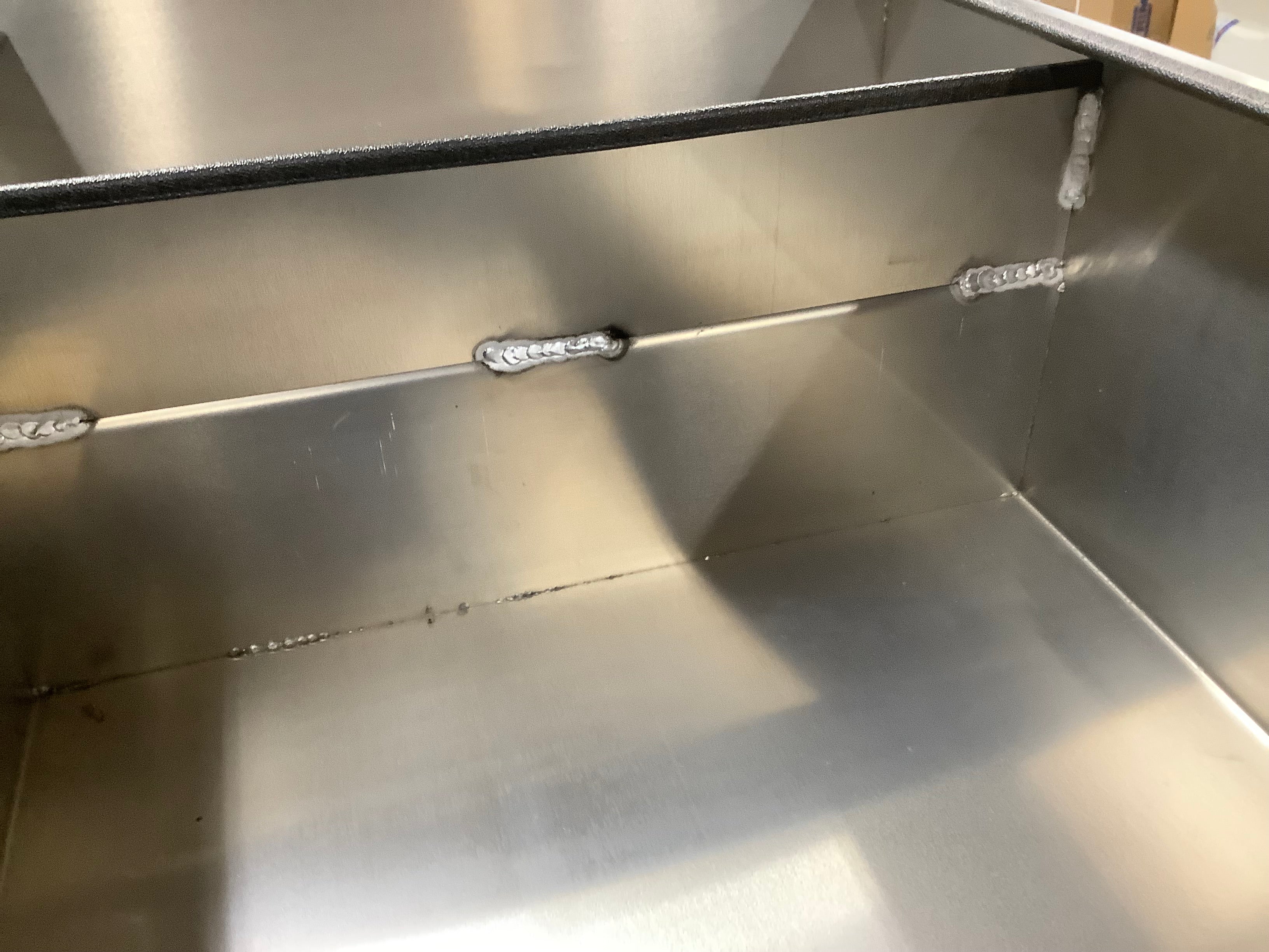 Outlet Cross Bin 13 - Image 3