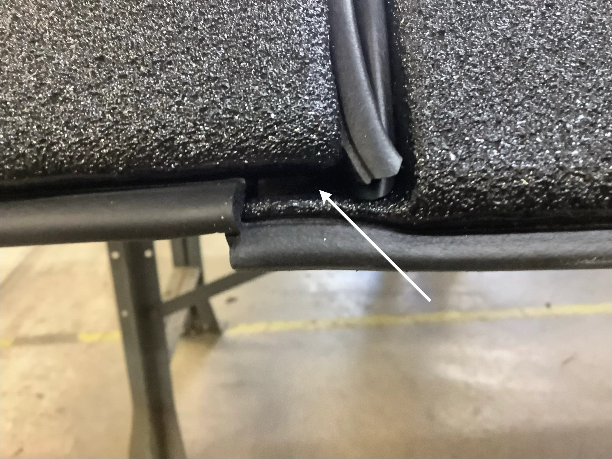 Outlet DiamondBack Switchback - Image 4