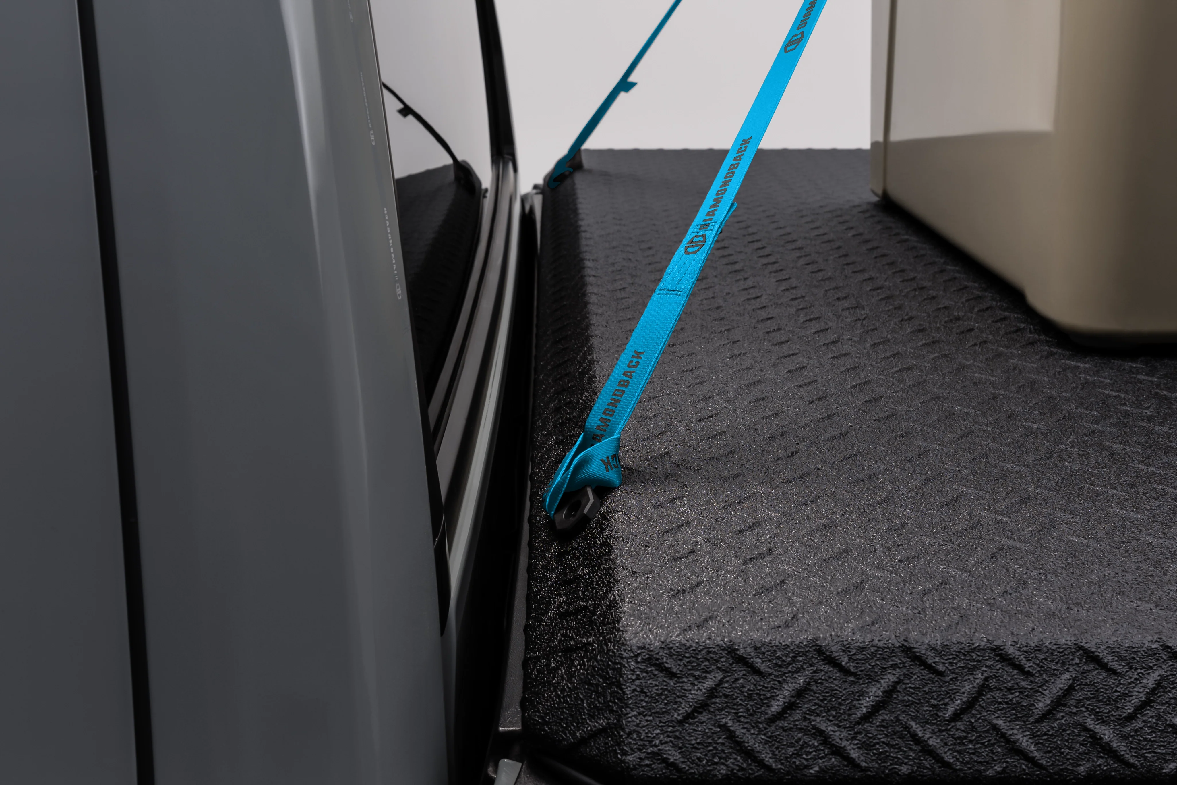 StrongHold™ Ratchet Loop Straps - Image 8